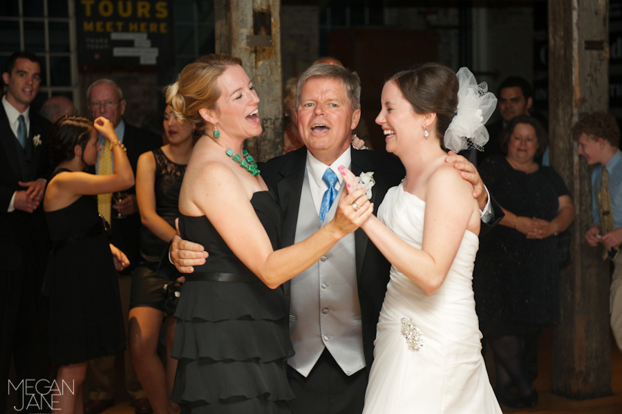 Mass MoCA wedding photographer