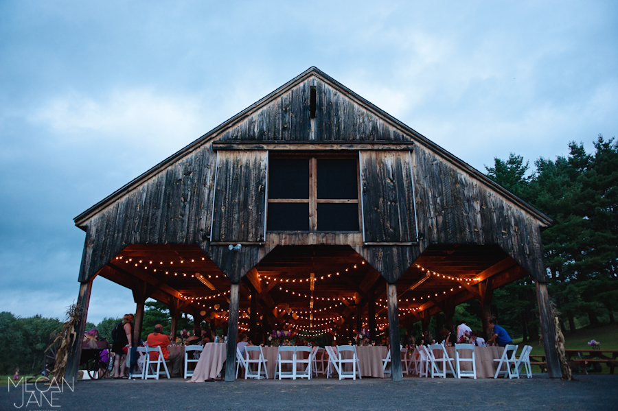 MA wedding photographer outside barns