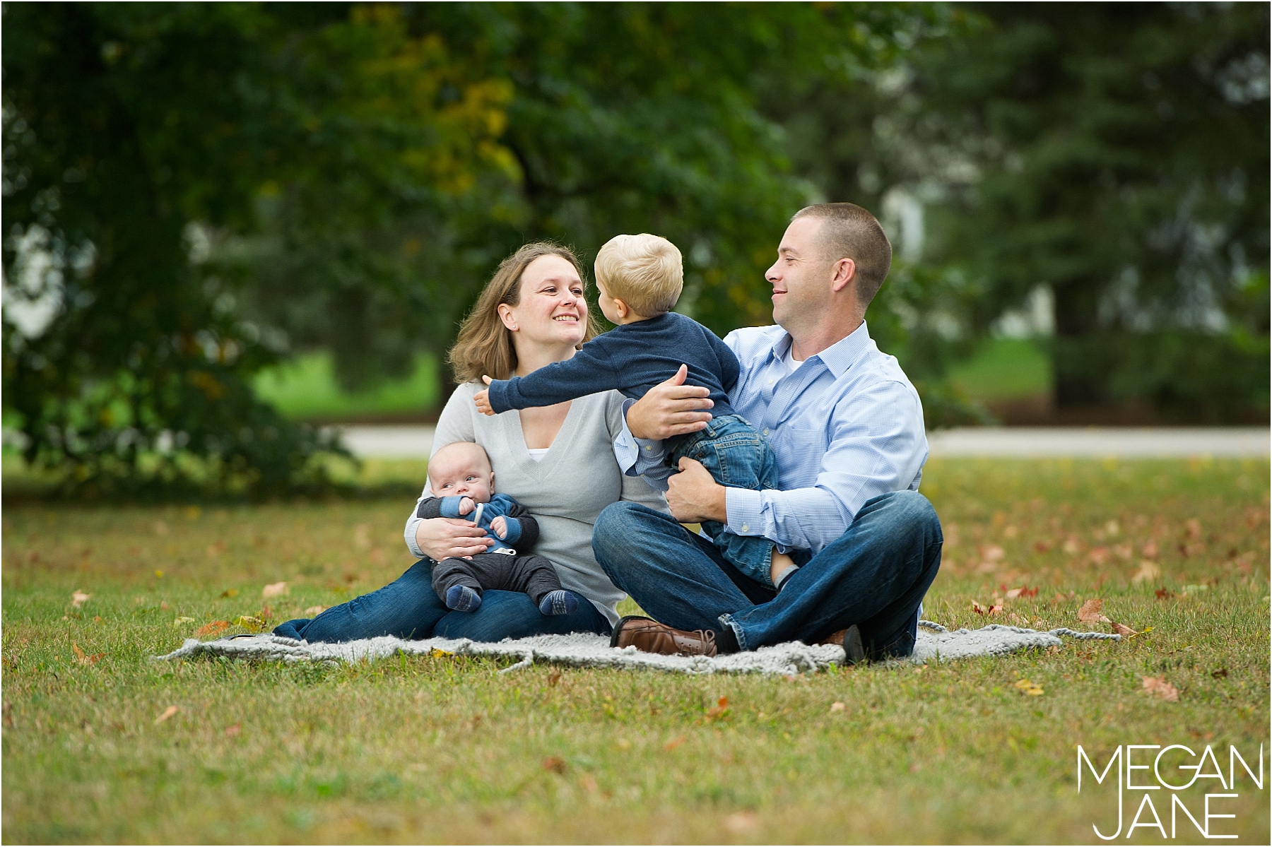 MeganJane Photography eastern MA family photographers